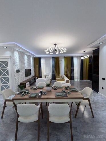 Сдаётся 3-комн. новостройка 143 м², м. 8 ноября, photo 4 from 24