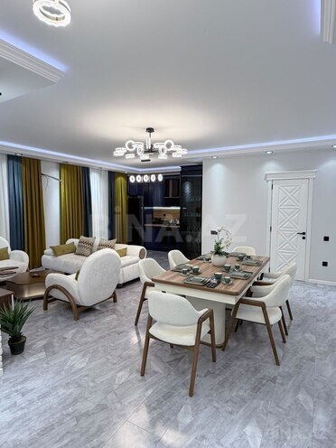 Сдаётся 3-комн. новостройка 143 м², м. 8 ноября, photo 3 from 24