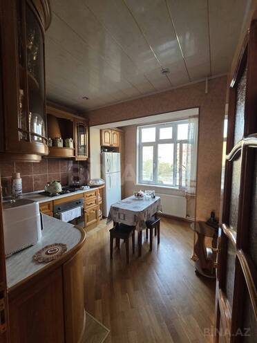 Продаётся 3-комн. вторичка 80 м², Хатаинский р., photo 5 from 15