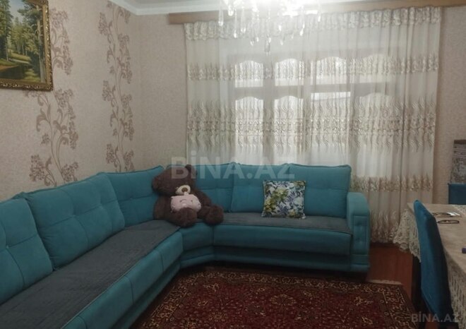 Продаётся 3-комн. вторичка 65 м², photo 1 from 17