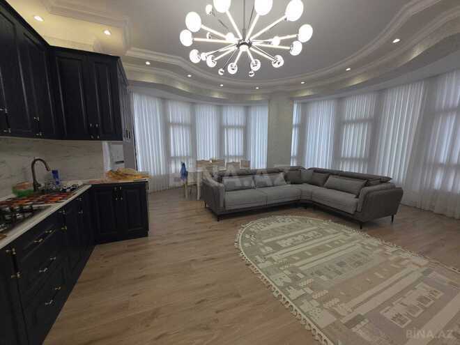 Сдаётся 3-комн. новостройка 105 м², photo 1 from 15