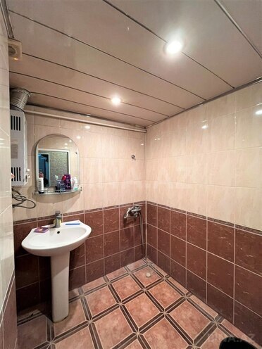 Satılır 2 otaqlı köhnə tikili 60 m², Həzi Aslanov m., photo 14 from 17