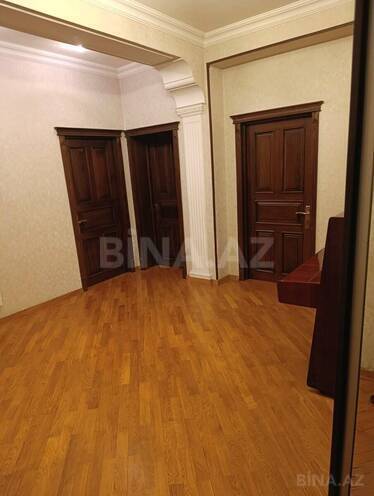 İcarəyə verilir 3 otaqlı yeni tikili 140 m², İnşaatçılar m., photo 3 from 20