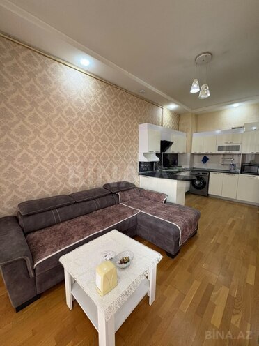 Сдаётся 1-комн. новостройка 47 м², м. Кара Караев, photo 1 from 13