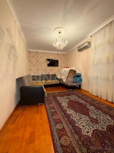 Продается 2-комн. вторичка 70 м², photo 4 from 24