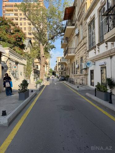Satılır 4 otaqlı köhnə tikili 114 m², Nizami m., photo 3 from 16
