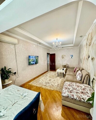 Продается 3-комн. вторичка 80 м², м. Ахмедлы, photo 3 from 9