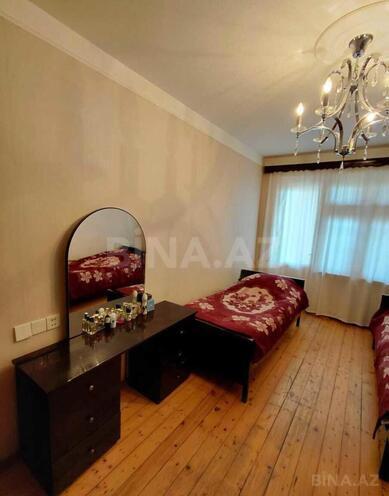 Продается 4-комн. вторичка 90 м², м. Ази Асланов, photo 10 from 21