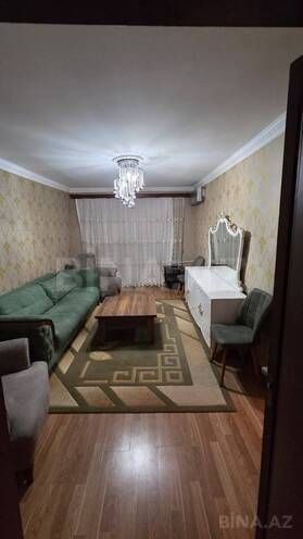 Сдается 3-комн. новостройка 65 м², м. Нефтчиляр, photo 1 from 11