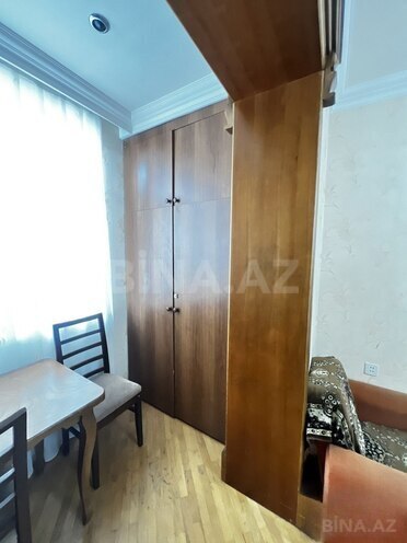 Продается 2-комн. вторичка 55 м², м. Элмляр Академиясы, photo 10 from 20
