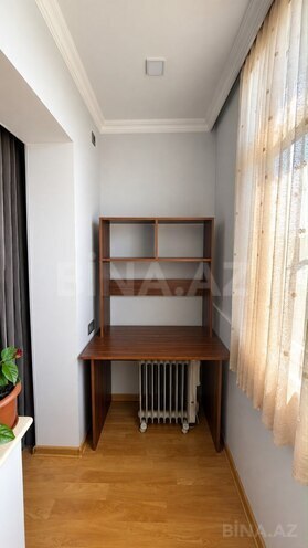 Satılır 2 otaqlı köhnə tikili 60 m², Həzi Aslanov q., photo 12 from 13