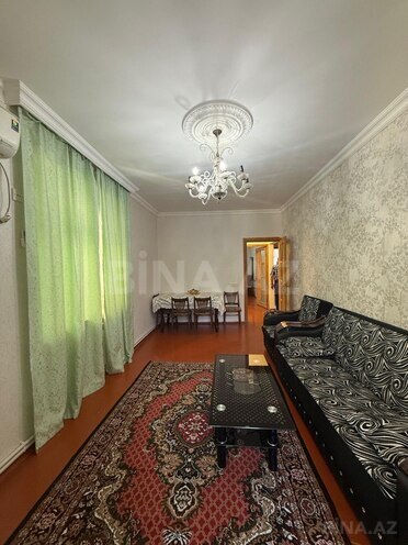 Продается 2-комн. вторичка 60 м², м. Ази Асланов, photo 1 from 15