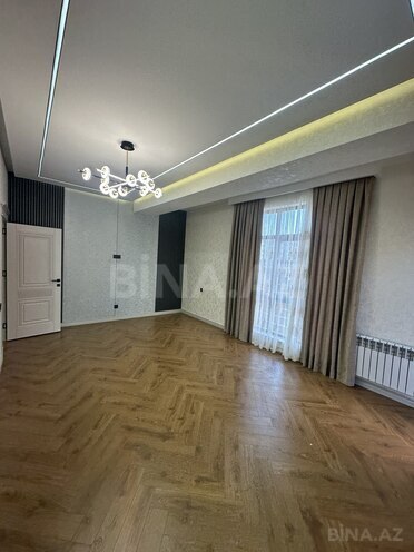 Продаётся 4-комн. новостройка 127 м², м. Кара Караев, photo 1 from 26