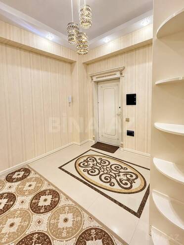 Сдаётся 3-комн. новостройка 143 м², м. Нефтчиляр, photo 14 from 15