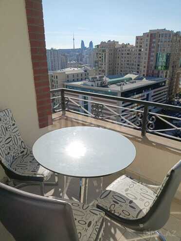 İcarəyə verilir 3 otaqlı yeni tikili 130 m², 28 May m., photo 24 from 31