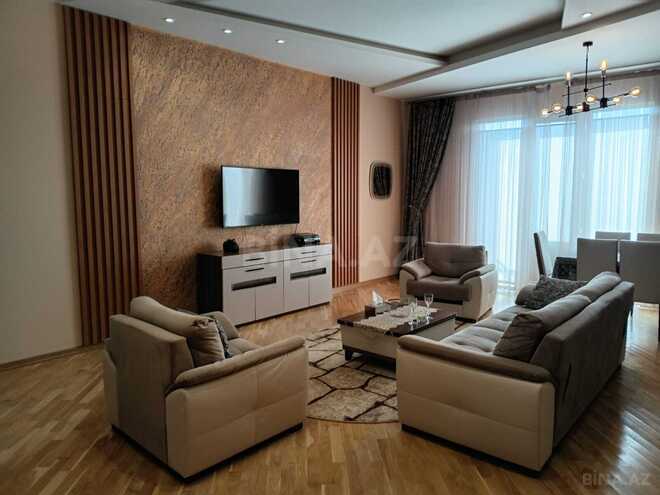 İcarəyə verilir 3 otaqlı yeni tikili 130 m², 28 May m., photo 8 from 31