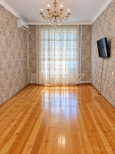 Satılır 2 otaqlı köhnə tikili 60 m², Həzi Aslanov m., photo 1 from 9