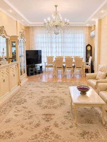 Satılır 3 otaqlı yeni tikili 155 m², 8 Noyabr m., photo 1 from 12