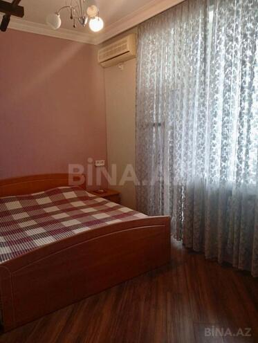 Сдаётся 3-комн. новостройка 100 м², м. Низами, photo 7 from 12