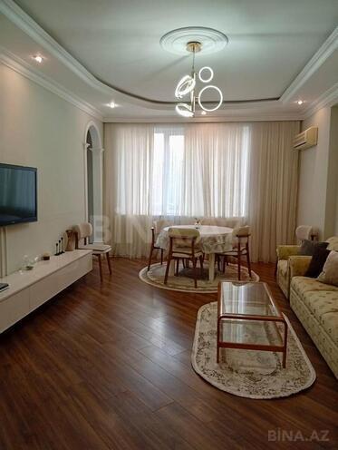 Сдаётся 3-комн. новостройка 100 м², м. Низами, photo 3 from 12