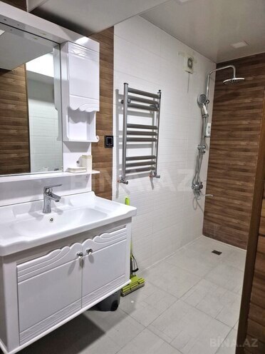 İcarəyə verilir 2 otaqlı yeni tikili 75 m², 28 May m., photo 11 from 12