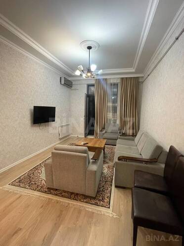 Сдаётся 2-комн. новостройка 90 м², Абшеронcкий  р., photo 1 from 14