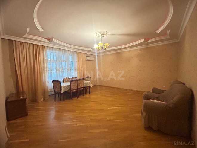 Продается 2-комн. новостройка 100 м², м. Нефтчиляр, photo 1 from 13
