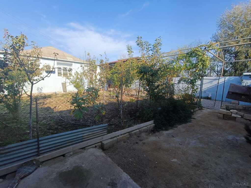 Nizami rayonu keslə qəsəbəsi sadig heyət evi