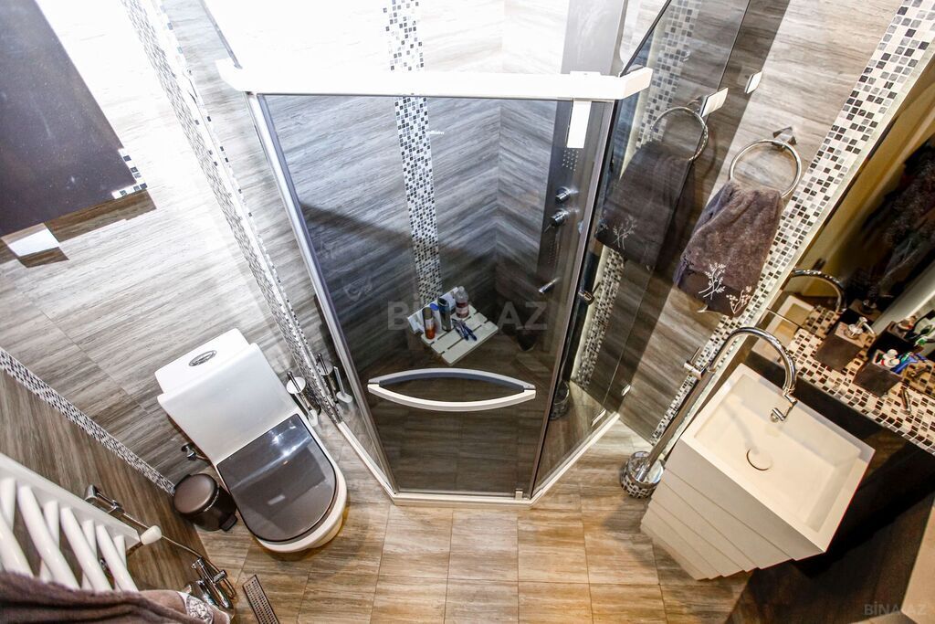 4-комн. новостройка - м. 28 мая - 180 м² (28)