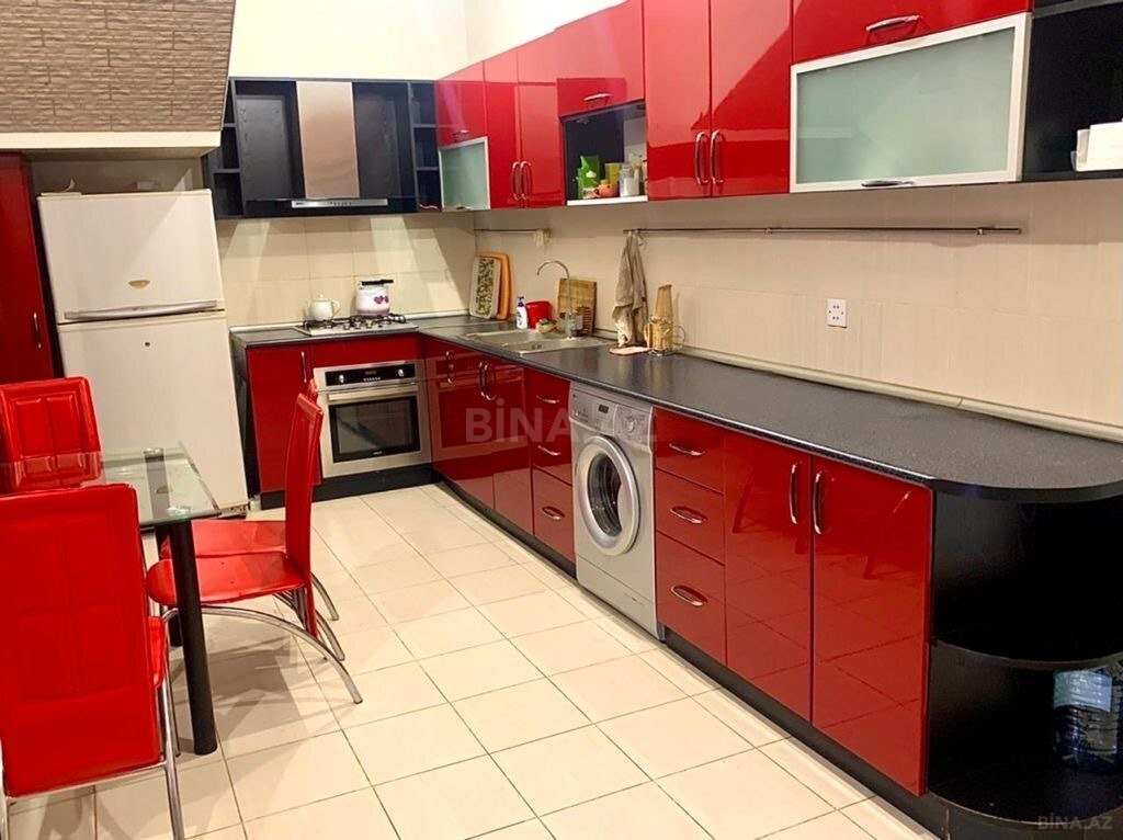 5 otaqlı həyət evi/bağ evi - Novxanı q. - 400 m² (18)