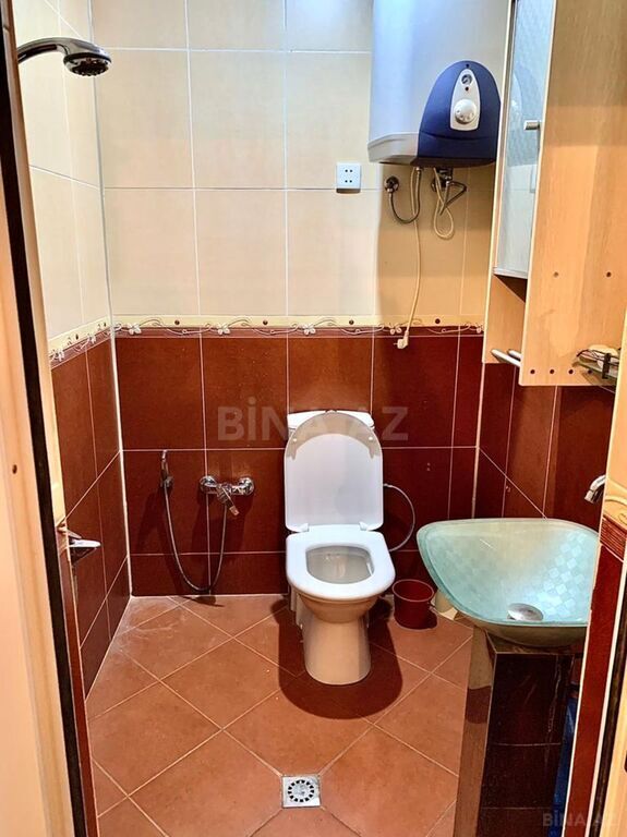 5 otaqlı həyət evi/bağ evi - Novxanı q. - 400 m² (29)