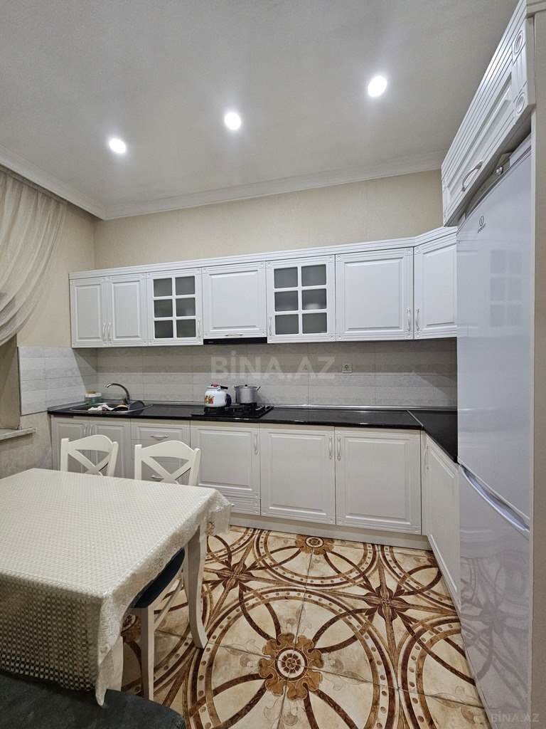5 otaqlı həyət evi/bağ evi - Mərdəkan q. - 200 m² (8)
