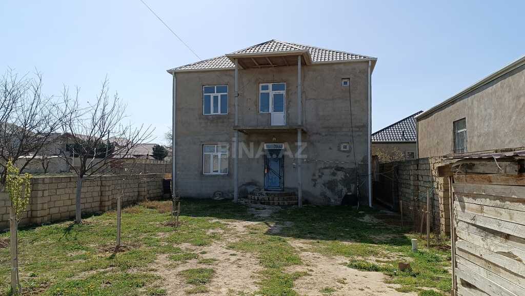 6 otaqlı həyət evi/bağ evi - Saray q. - 240 m² (1)