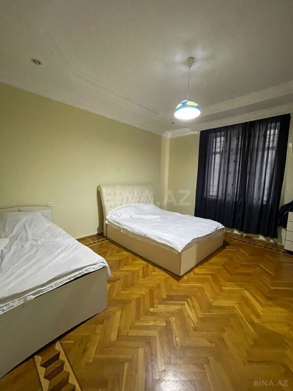 5 otaqlı həyət evi/bağ evi - Badamdar q. - 400 m² (16)