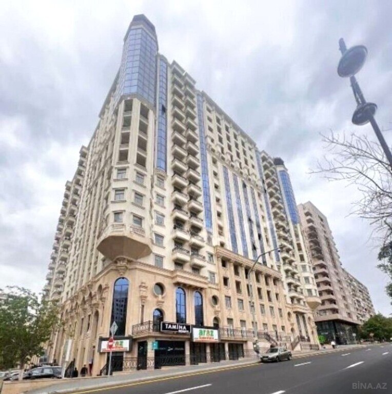 4 otaqlı yeni tikili - 28 May m. - 242 m² (1)