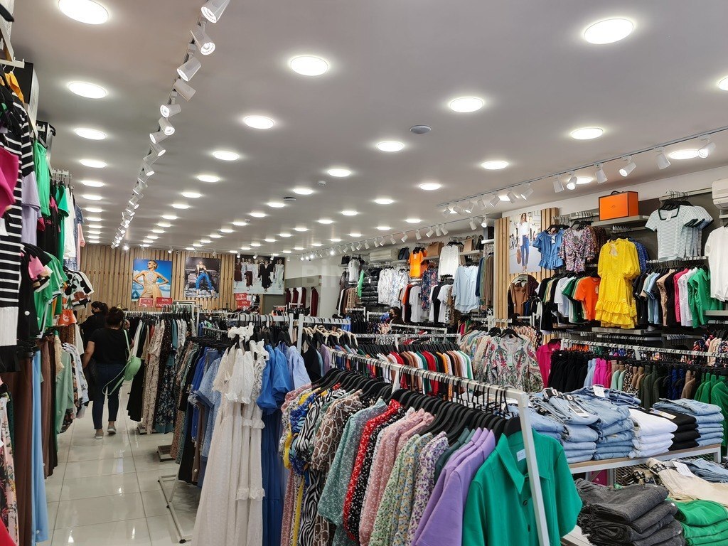 Obyekt - İnşaatçılar m. - 360 m² (12)