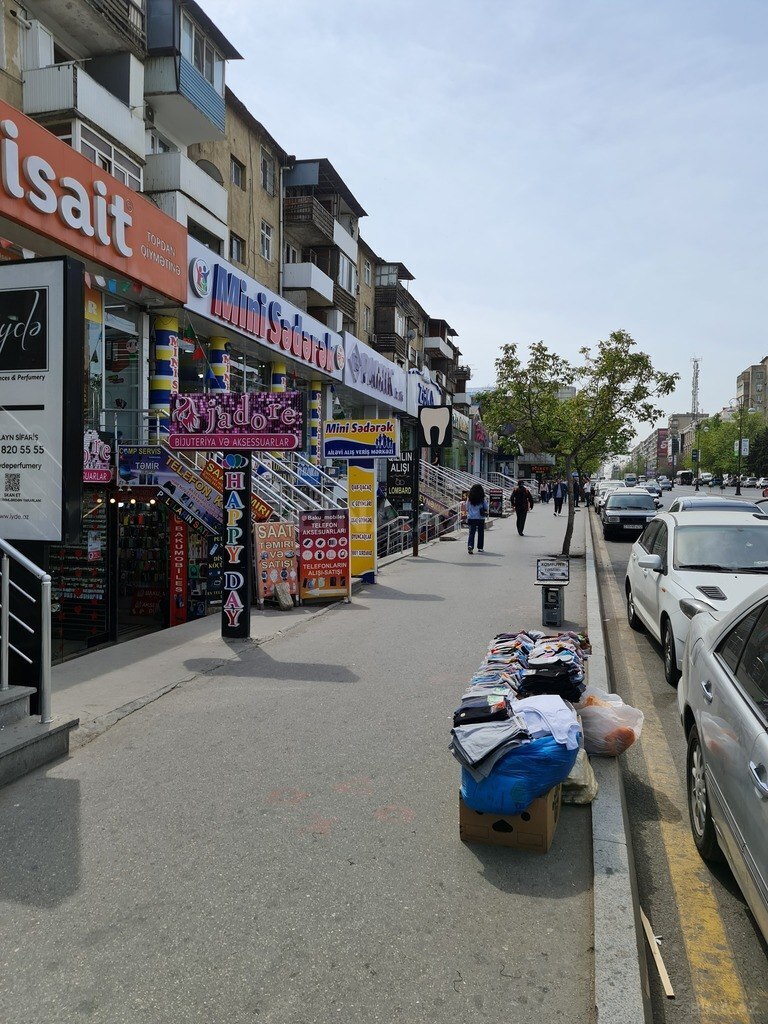 Obyekt - İnşaatçılar m. - 360 m² (6)
