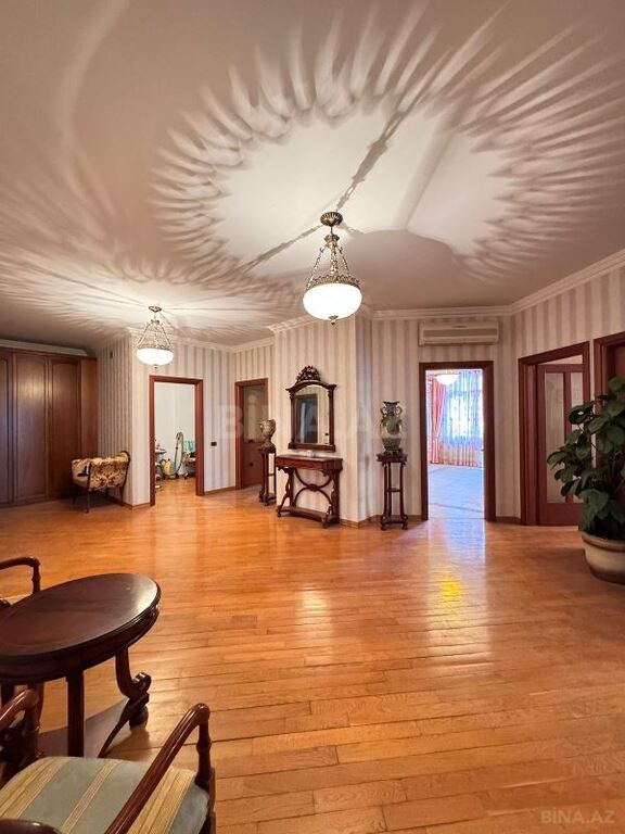 4-комн. новостройка - м. 28 мая - 230 м² (14)