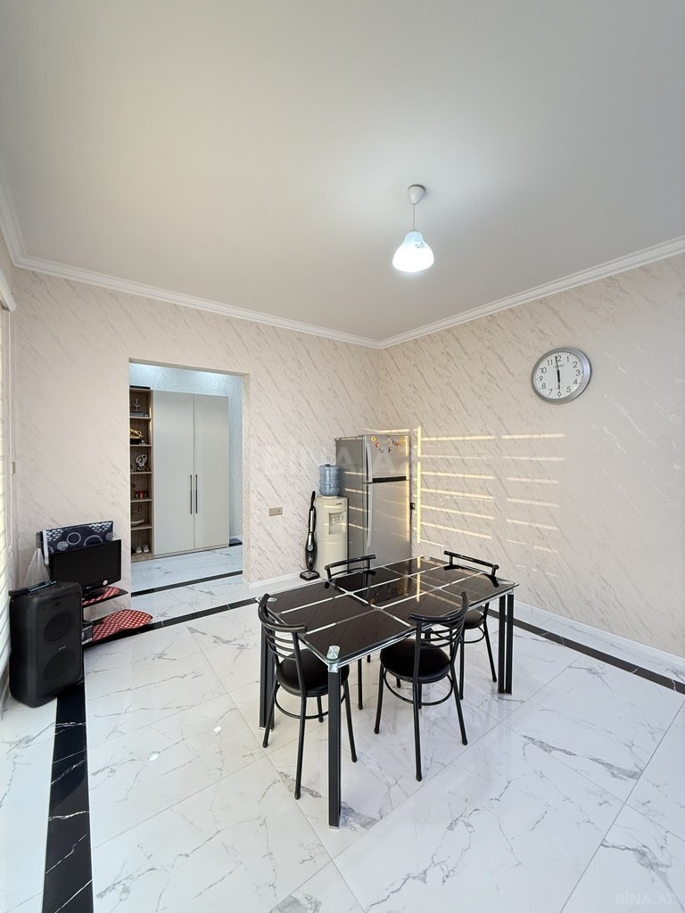 4 otaqlı həyət evi/bağ evi - Şüvəlan q. - 160 m² (15)