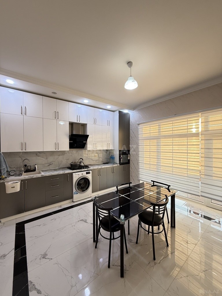 4 otaqlı həyət evi/bağ evi - Şüvəlan q. - 160 m² (13)