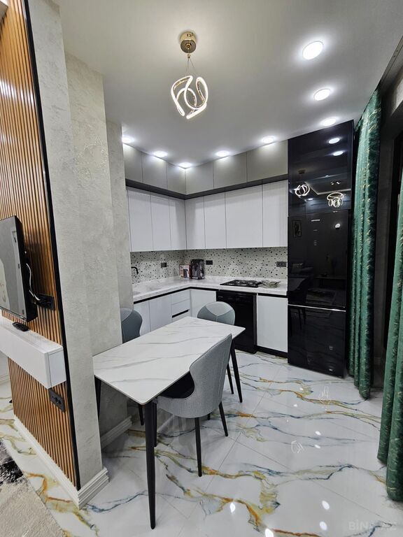 2-комн. новостройка - м. 28 мая - 95 м² (6)
