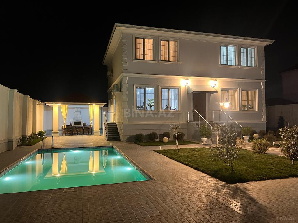 4 otaqlı həyət evi/bağ evi - Şüvəlan q. - 240 m² (1)