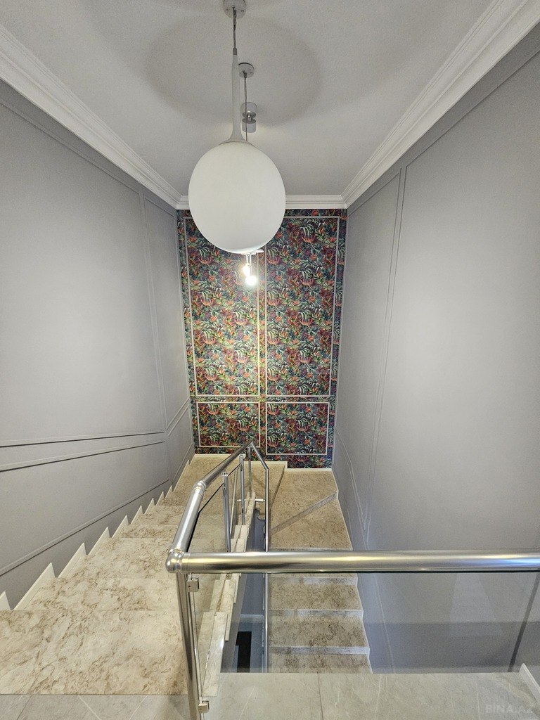 4 otaqlı həyət evi/bağ evi - Şüvəlan q. - 240 m² (17)