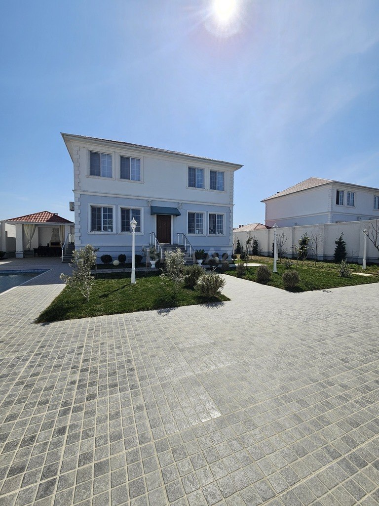 4 otaqlı həyət evi/bağ evi - Şüvəlan q. - 240 m² (3)