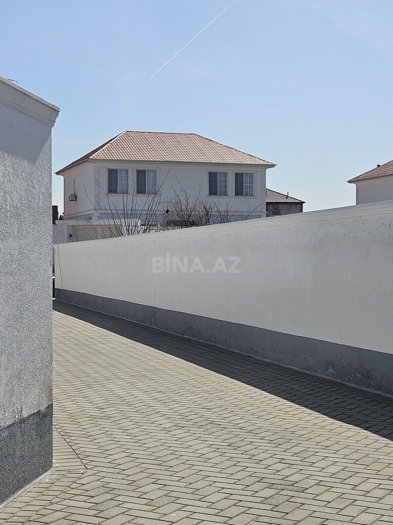 4 otaqlı həyət evi/bağ evi - Şüvəlan q. - 240 m² (9)