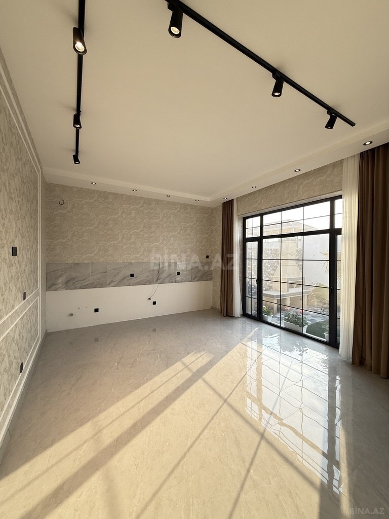 4 otaqlı həyət evi/bağ evi - Şüvəlan q. - 180 m² (14)