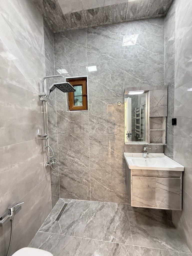 4 otaqlı həyət evi/bağ evi - Şüvəlan q. - 180 m² (19)