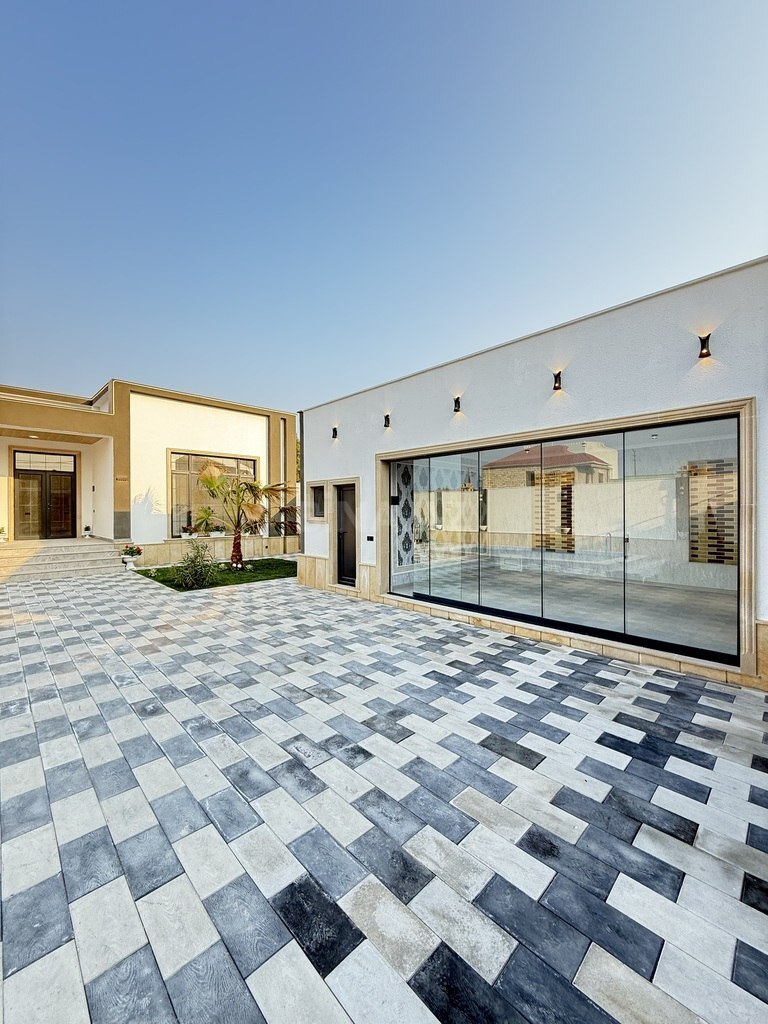 4 otaqlı həyət evi/bağ evi - Şüvəlan q. - 180 m² (4)