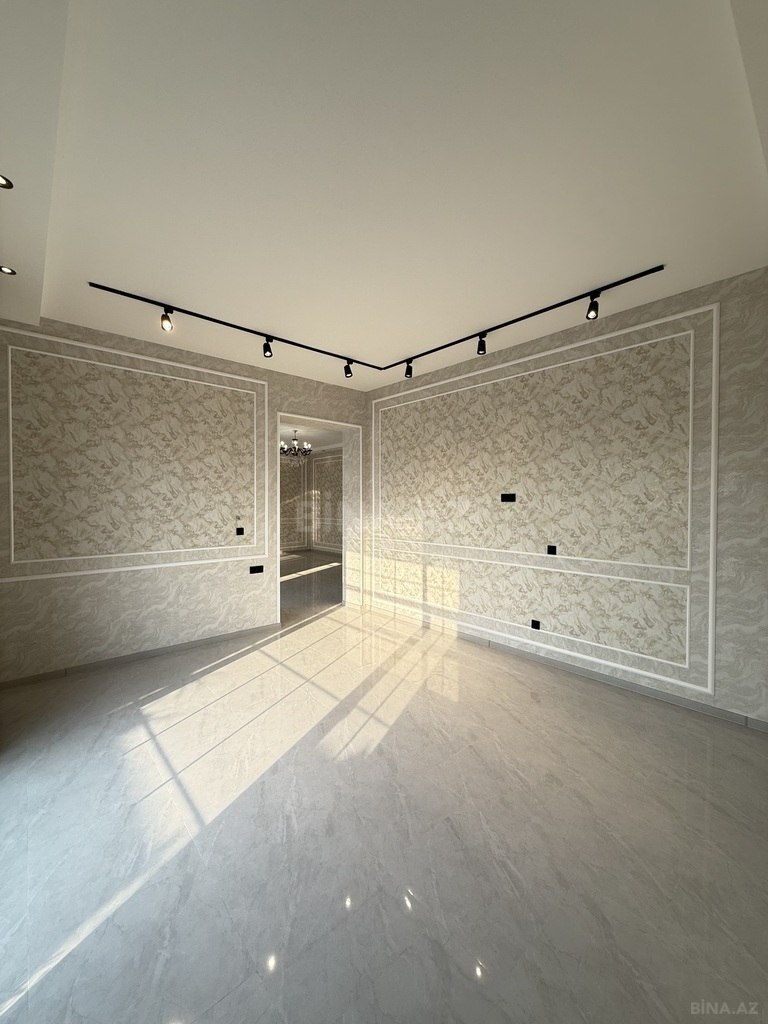 4 otaqlı həyət evi/bağ evi - Şüvəlan q. - 180 m² (15)