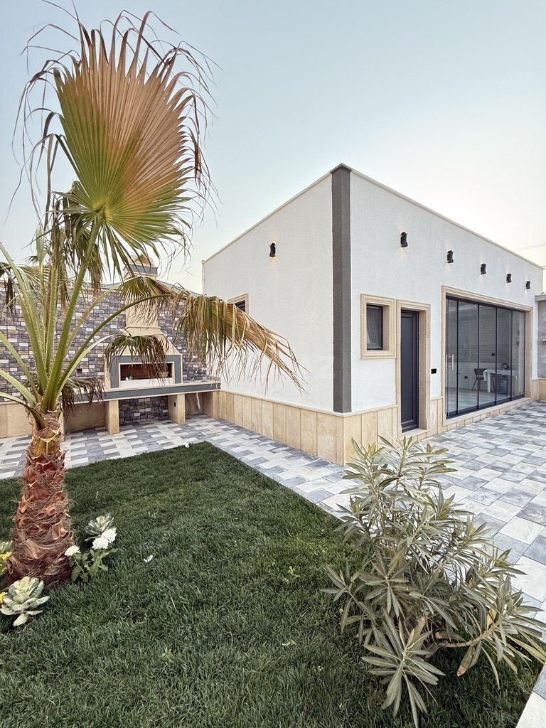 4 otaqlı həyət evi/bağ evi - Şüvəlan q. - 180 m² (5)